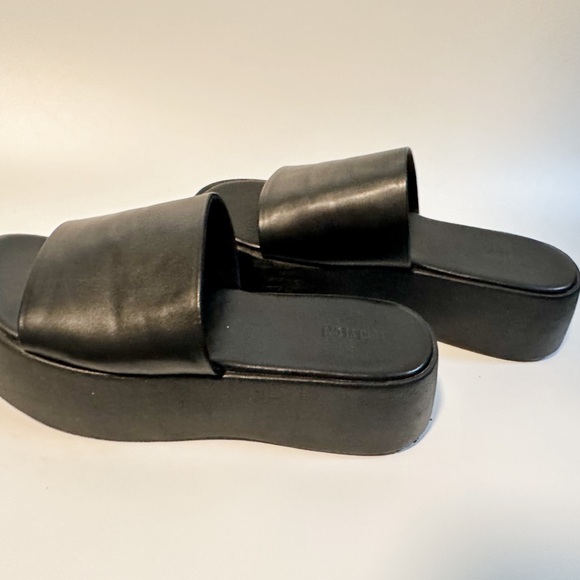 Platform sandals Women’s size 6.5 Forever 21 Black slides - Picture 3 of 8